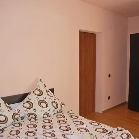 Homestay Racoarea Muntilor