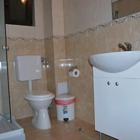 Homestay Racoarea Muntilor