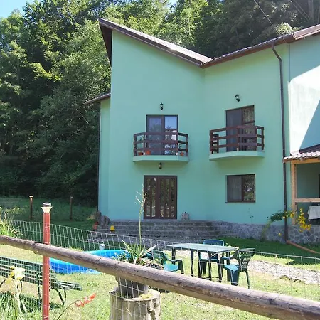 Homestay Racoarea Muntilor Risnov