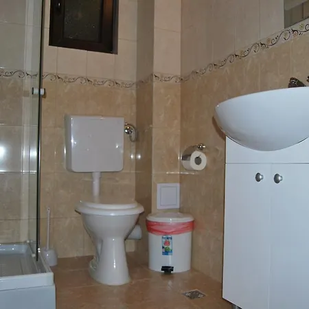 Homestay Racoarea Muntilor *
